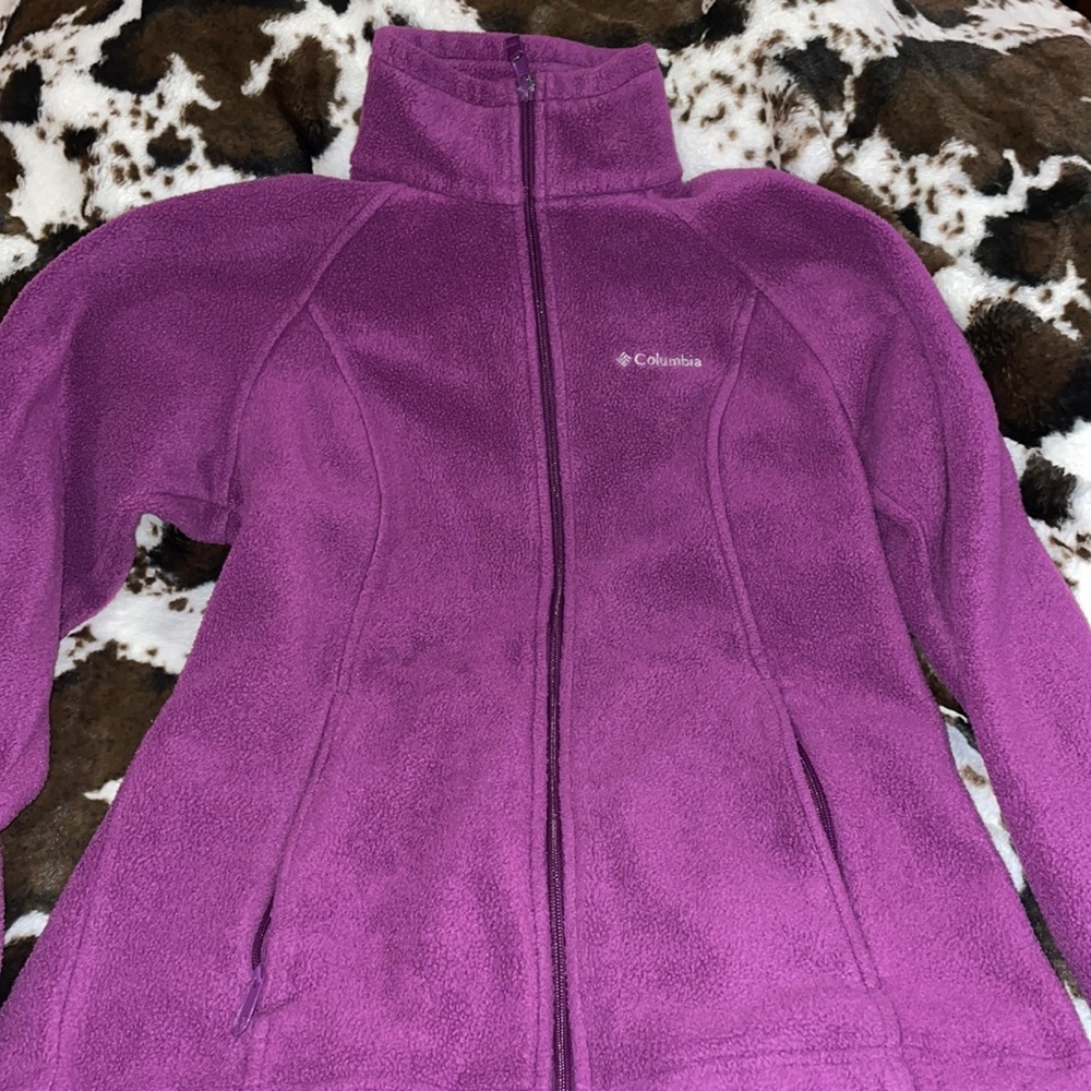 Selling size small purple Columbia jacket. Barely worn, no stains or pilling